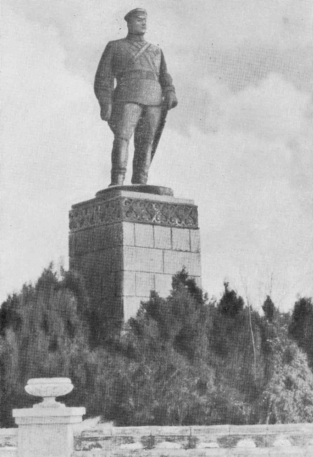 Памятник Котовскому